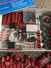 Fischer Technik Educational Kit X 1 Box used with lid + lots additional pieces 