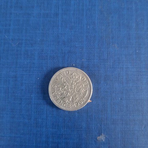 1962 sixpence circulated - ,