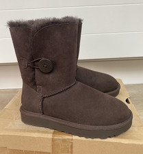 NEW UGG AUSTRALIA CHOCOLATE