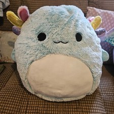 Axolotl Squishmallow 50cmUsed but in very good conditionDoesn't come with tag