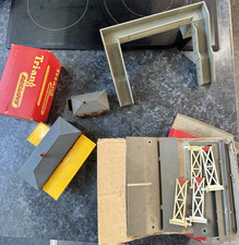 Tri-ang  Oo Vintage Building