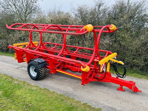 Keltec bale self - 8, loading