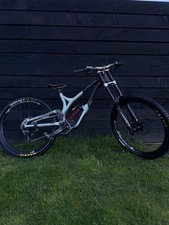 Commencal V4 Dh Supreme