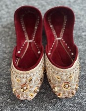 Stunning Beaded Khussa Sandals . Traditional Pakistani Indian Shoes