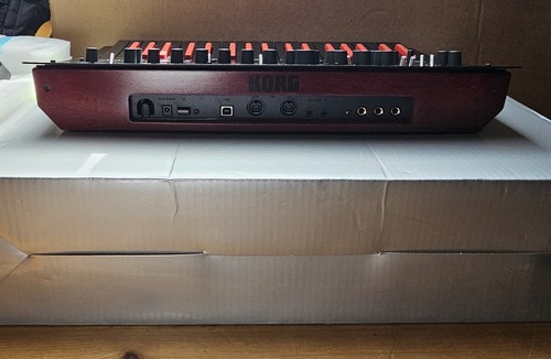 Korg minilogue bass 37 - -, bass,