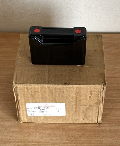 Red spot eaton 32a - spot,