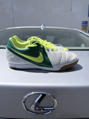 Nike ctr 360 libretto iii - libretto,