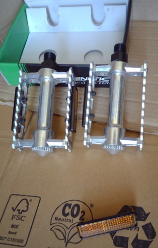 Classic rat trap - , pedals
