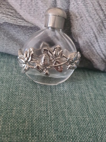 Pretty little glass perfume - pretty,