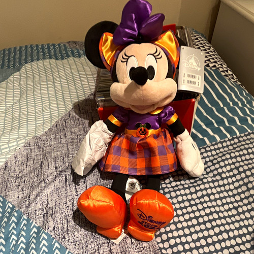 Disney store minnie - store, mouse