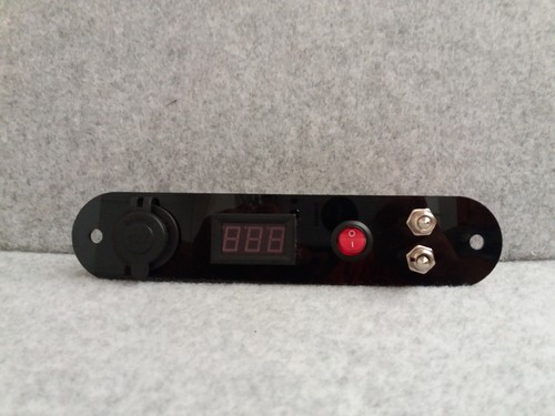 Landy defender dash console - landy,