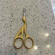 Vintage Gilt Metal Flying Stork Bird Sewing Needlwork Embroidery Scissors