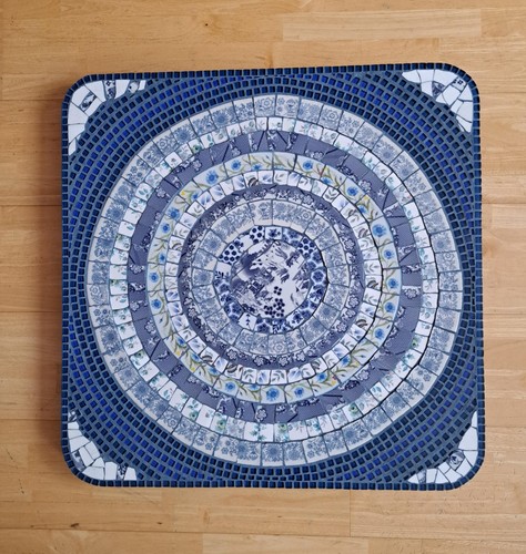  Mosaic garden table made