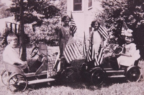 July 4th peddle cars american - 4th,