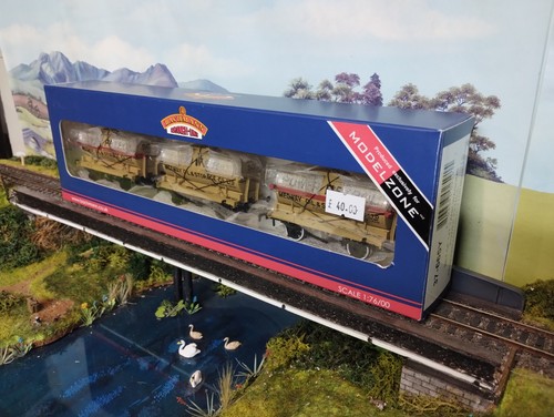Bachmann 665y set of - (oo), 3