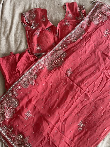 Salmon pink embellished saree - pink,