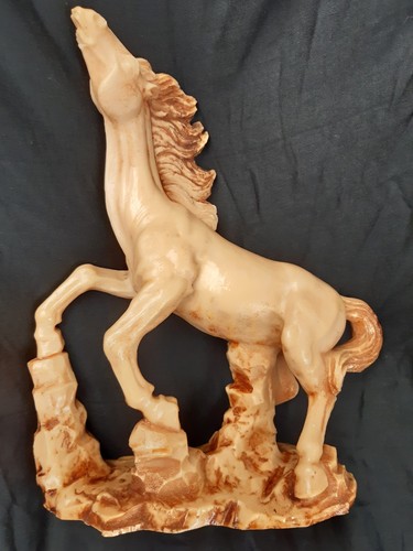 Vintage resin horse figurine - horse,