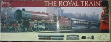 HORNBY R1045 THE ROYAL TRAIN SET ( MARKS & SPENCER )