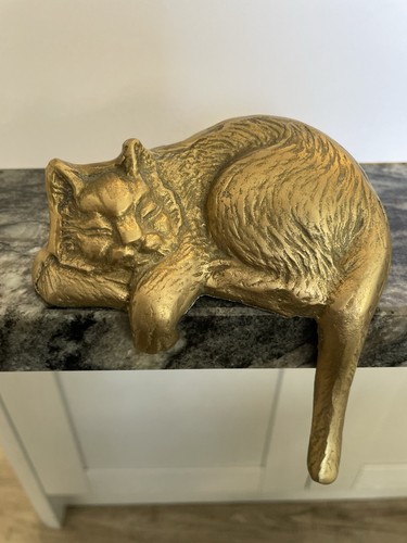 Vintage brass sleeping cat - vintage,