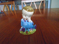 Wade Little Boy Blynken with Flowers 1940's Very good condition