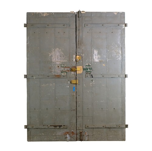 Reclaimed gray steel - gray, fire