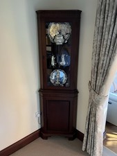 Mahogany Corner Display