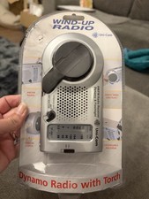 Uni-com Wind-up Dynamo Radio