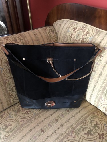 Large river island - island, tote