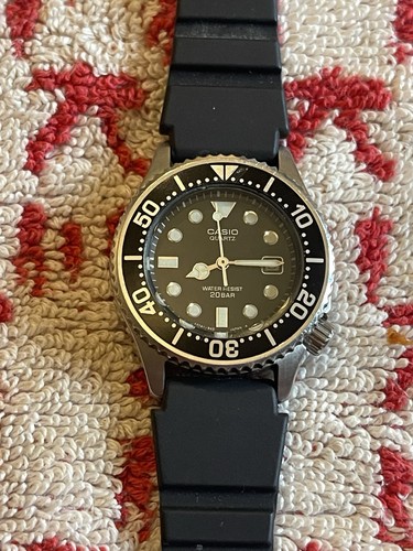 Casio 700 ladies diver - casio,
