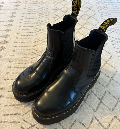 Martens black leather - martens,