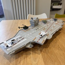 AIRCRAFT CARRIER TOY MODEL PLAY SET military JET plastic Lights and Sounds 76cm 