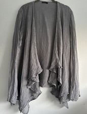 Grizas Grey Crinkled Waterfall