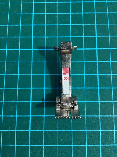 Bernina presser foot 33 - foot, no.33