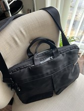 Incase Zippered Black Laptop