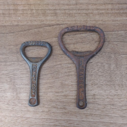 Vintage cast iron crown cork - cast,