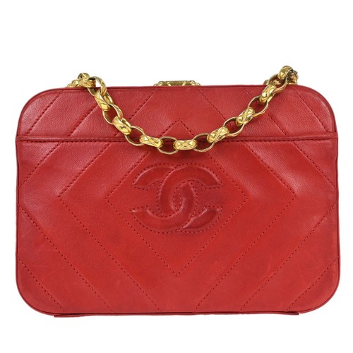 Chanel red lambskin - chanel, camera