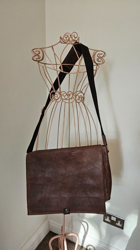 Lloyd baker messenger - baker,