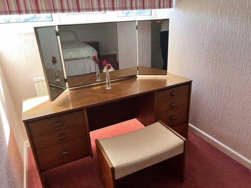 Stag dressing table - stag, brown