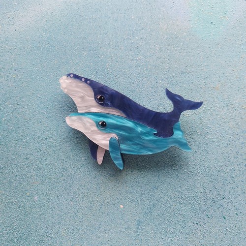 Deer arrow wandering whales - wandering,