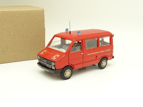 Old cars unic iveco - cars,