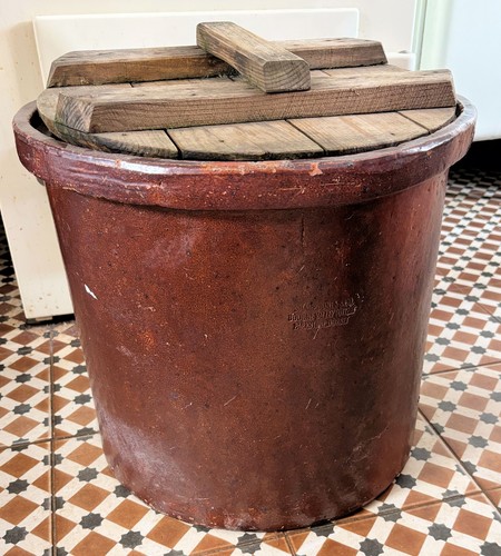 Large stoneware ham curing - large,