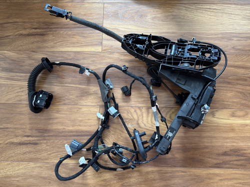 Ford fiesta mk8 door lock - ford,