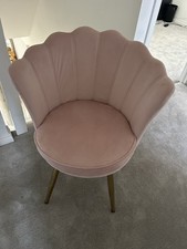 Pink Velvet Scalloped Shell