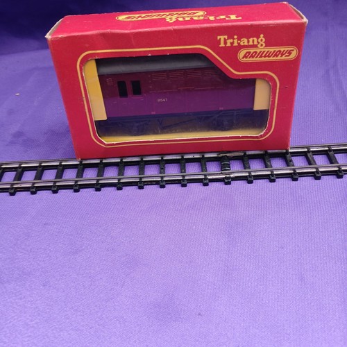 Triang r123 gauge horse - oo,