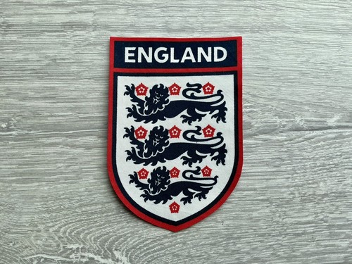 Three lions upcycled - three,