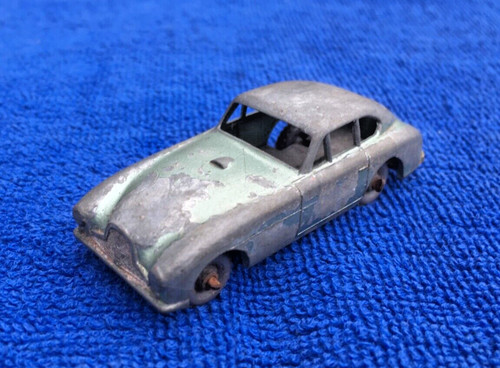 Matchbox aston martin - no.53,