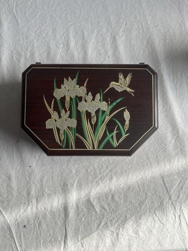Vintage music box - vintage,