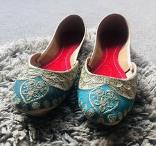 Turquoise & Gold UK Size 7