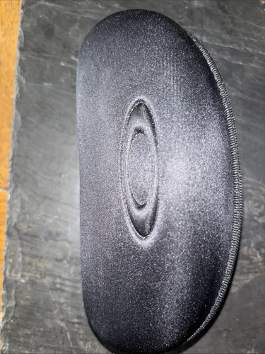 Oakley hard shell - hard, case