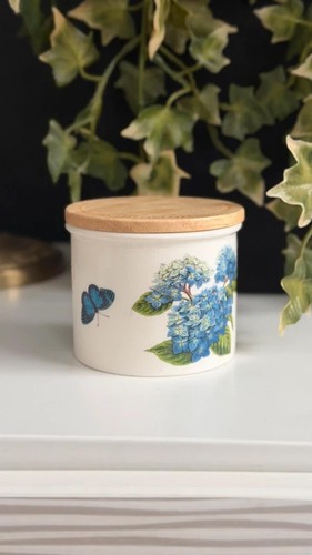 Portmeirion hydrangea candle